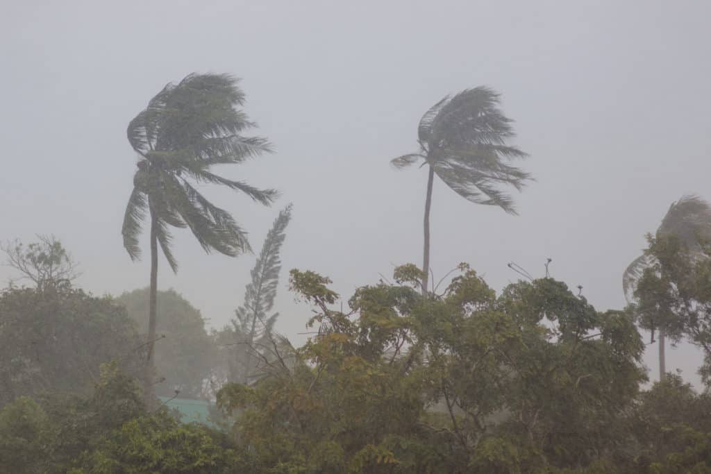 How Does a Wind Hail Deductible Work? 3 How Does a Wind Hail Deductible Work? 3